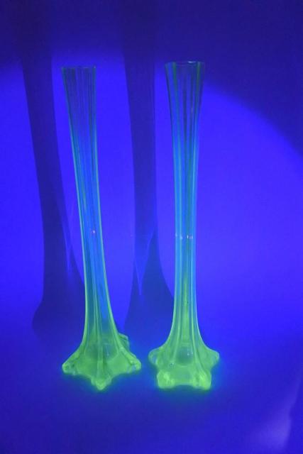 Koppel uranium soliflore vazen