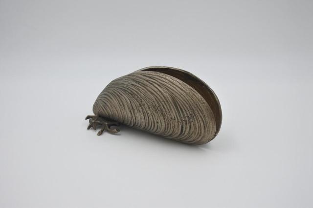 Brievenhouder in de vorm van een schelp