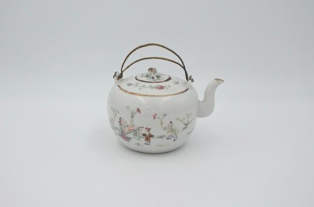 Republic Famille Rose Qilin Figure teapot