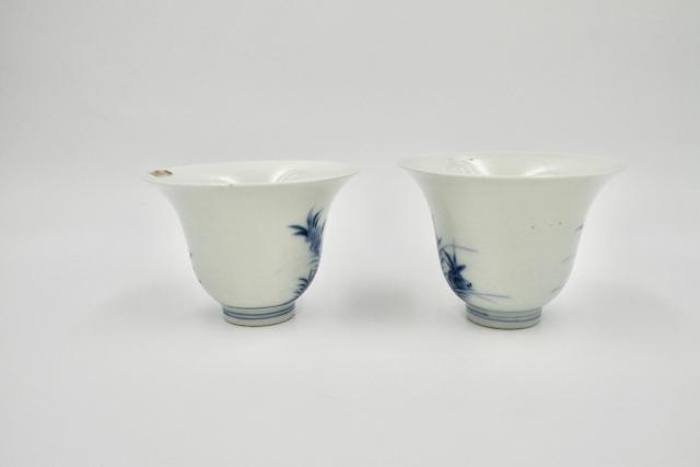 2 autumn flower hirado sak&eacute; or tea cups