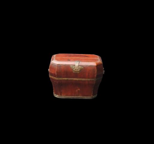 Antique rice container in red lacquer